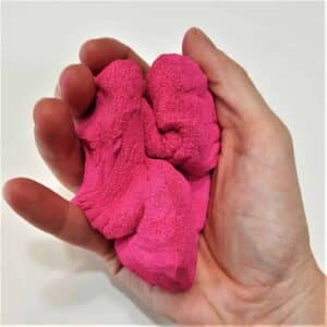 DIY Squishie | How to make a squishy! Perfect for friend or classmate Valentines presents. Squishies are sooo popular right now - use these instruction for a homemade squishie.